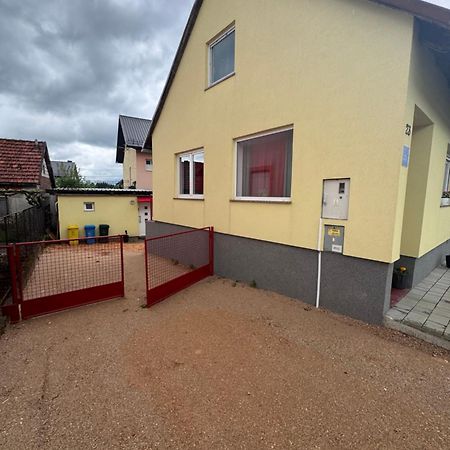 Apartman Josip Gospic Ngoại thất bức ảnh