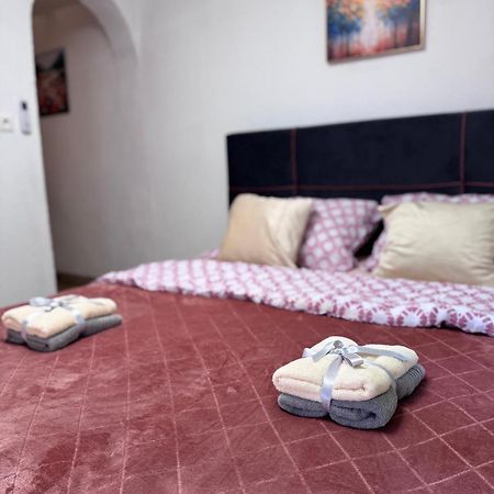 Apartman Josip Gospic Ngoại thất bức ảnh