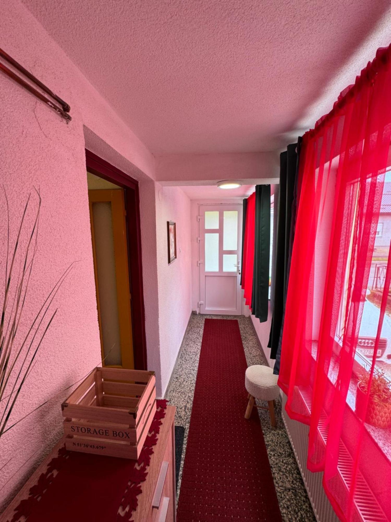 Apartman Josip Gospic Ngoại thất bức ảnh