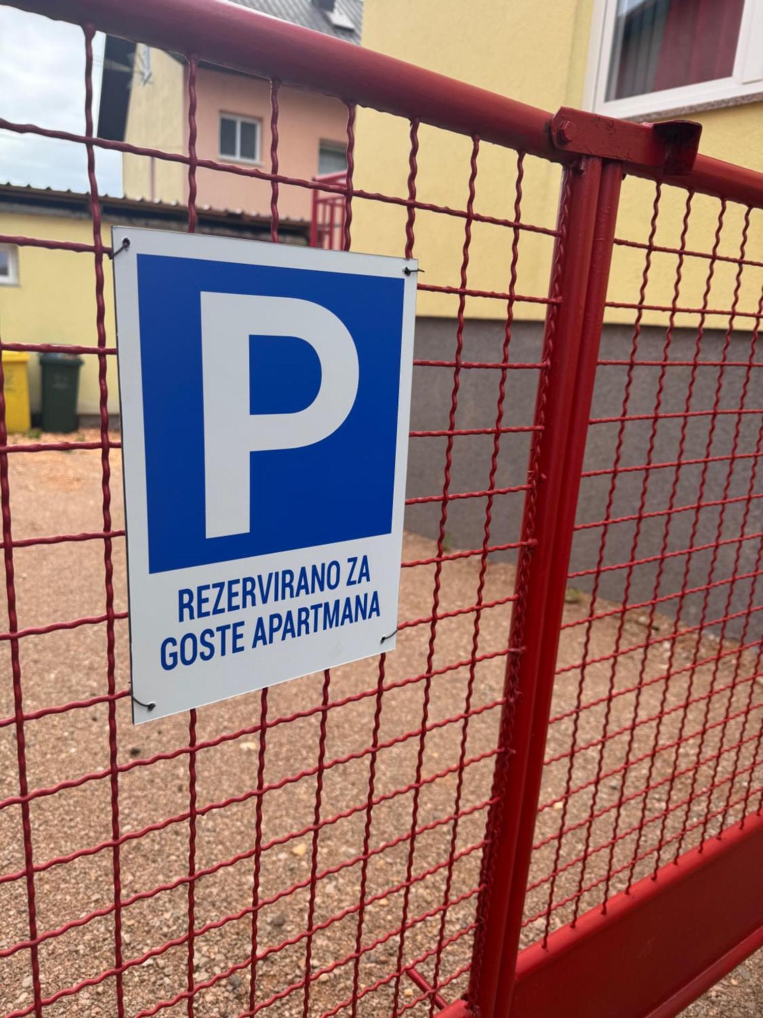 Apartman Josip Gospic Ngoại thất bức ảnh